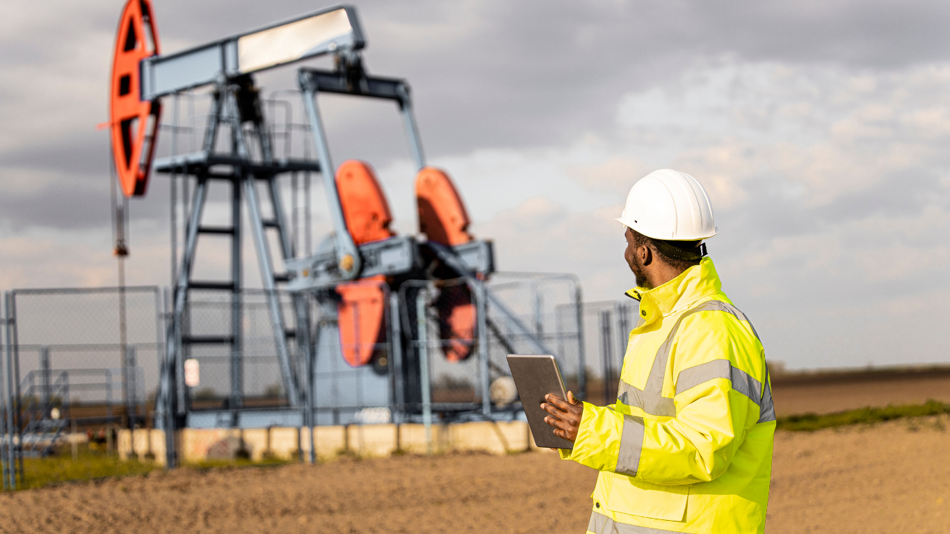 How Oil and Gas Manpower Services Support Sustainable Energy Projects